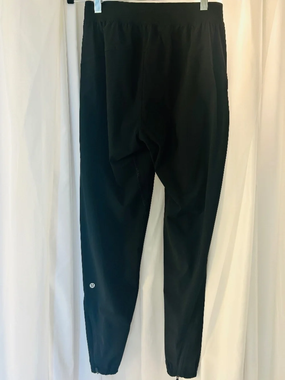 Lululemon Black Stretch Jogger Pants Size 4 Athletic Travel Lounge Joggers